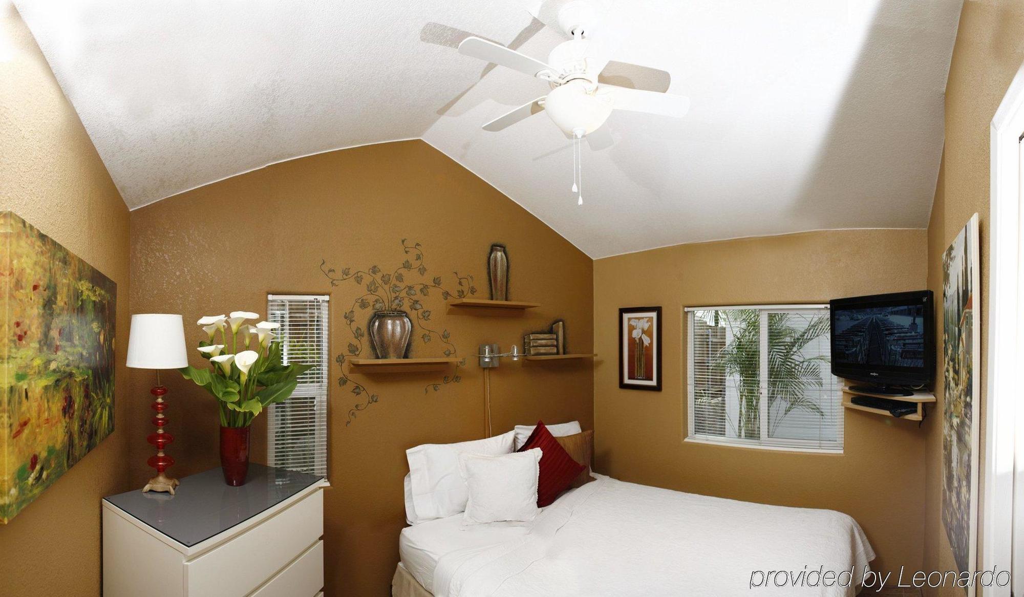 Arden Acres Executive Suites&Cottages Sacramento Chambre photo
