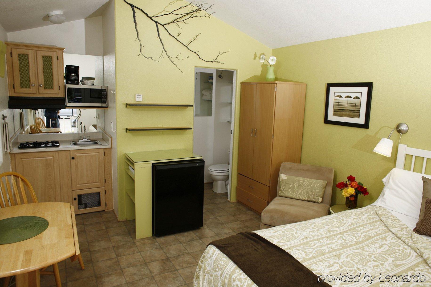 Arden Acres Executive Suites&Cottages Sacramento Chambre photo