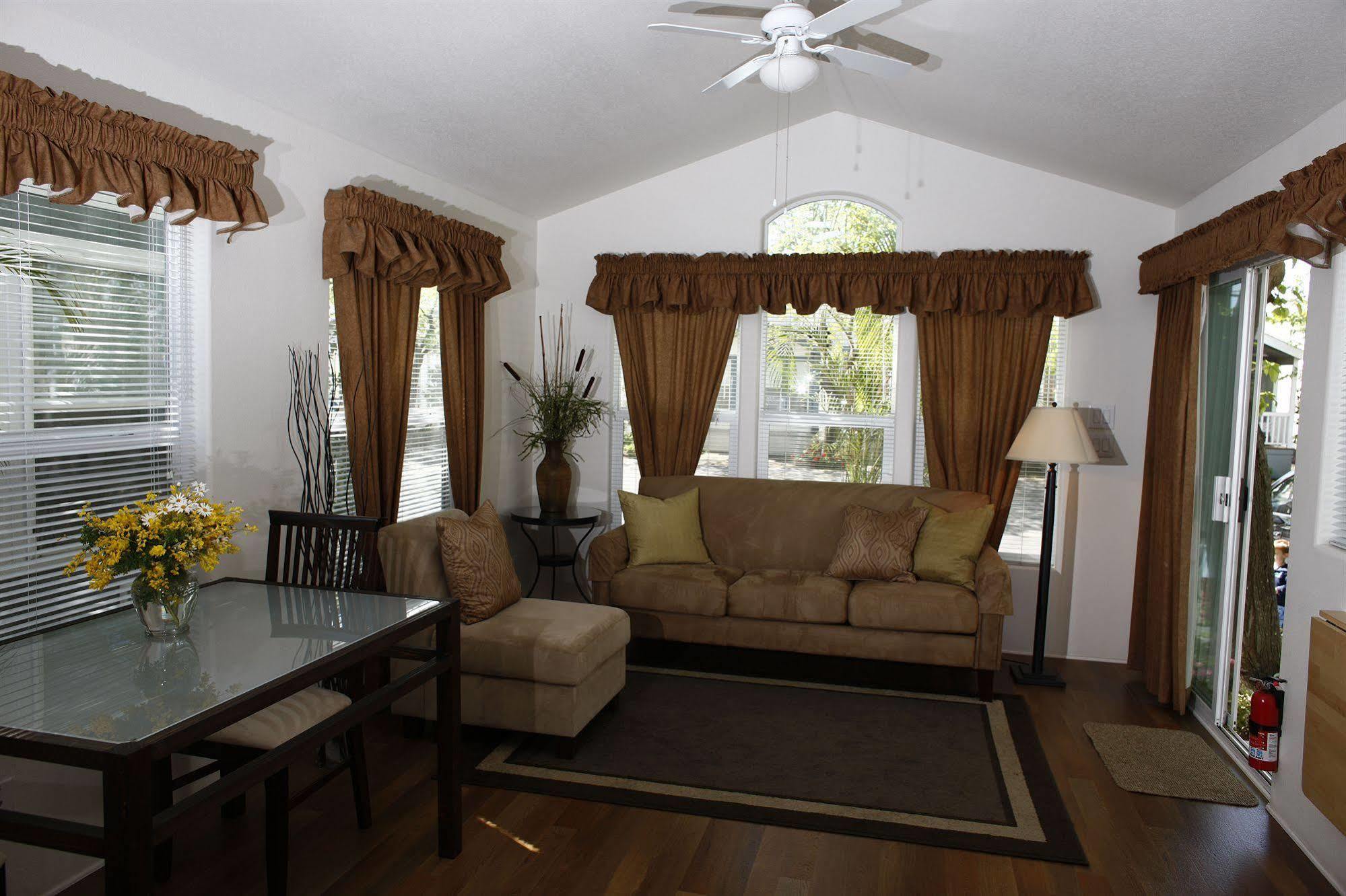 Arden Acres Executive Suites&Cottages Sacramento Extérieur photo